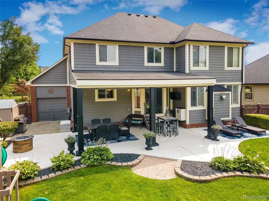53599 Ashley Drive, New Baltimore, MI 48047 - #2