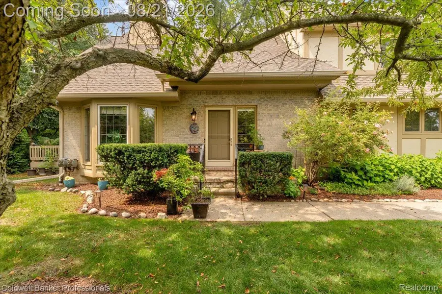 2736 Winter Garden Court, Ann Arbor, MI 48105 - #2