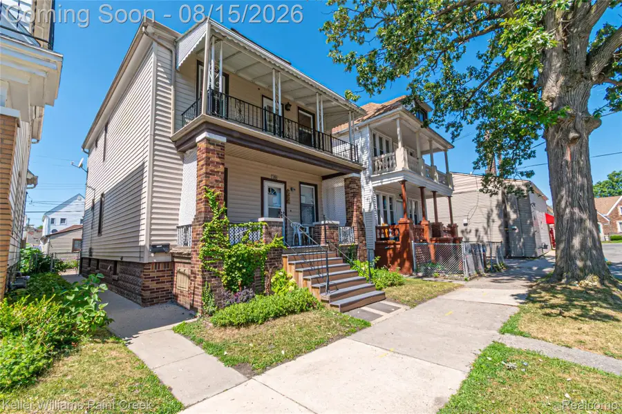 9533 Mcdougall Street, Hamtramck, MI 48212 - #2