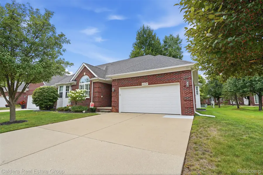 44190 Orion Drive, Sterling Heights, MI 48314 - #2