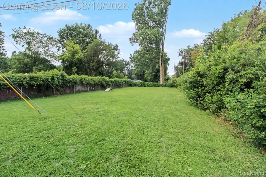 4512 Treadwell Street, Wayne, MI 48184 - #3
