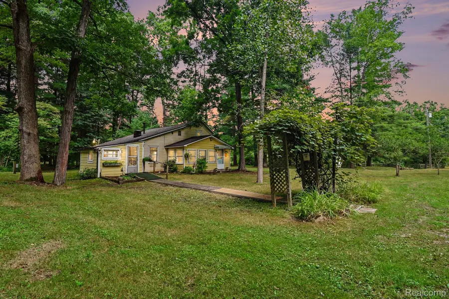 11180 Dunham Road, Hartland, MI 48353 - #2