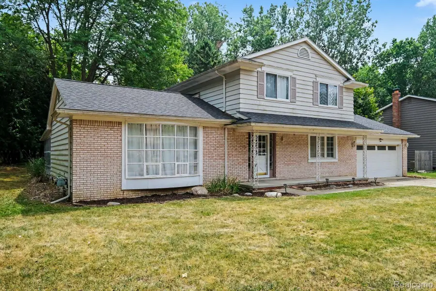 436 Dutch Mill Drive, Flushing, MI 48433 - #3