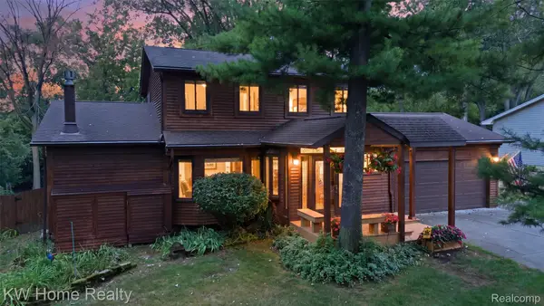 21435 Gill Road, FarmingtonHills, MI 48335