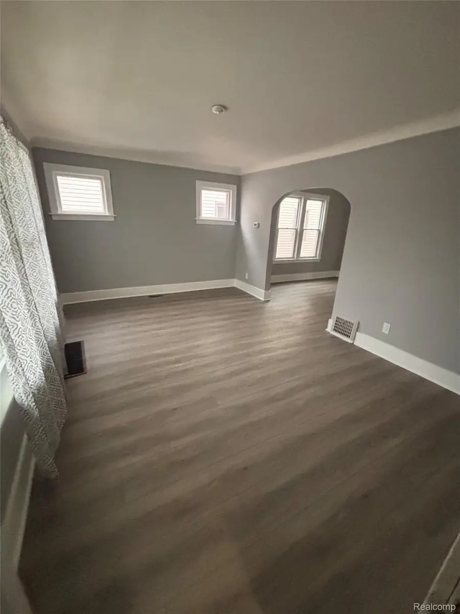 1307 University Avenue, Lincoln Park, MI 48146 - #3
