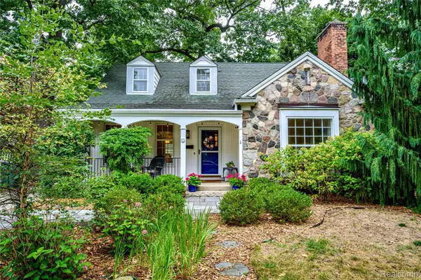 656 W Maplehurst Street, Ferndale, MI 48220