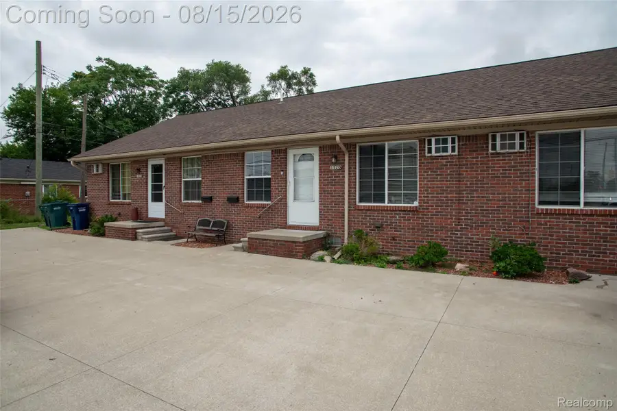 1518 Hanover Street, Lincoln Park, MI 48146 - #2