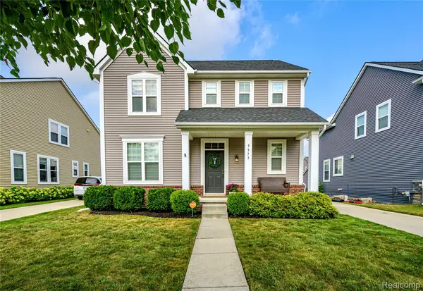 3573 Marais Avenue, RoyalOak, MI 48073