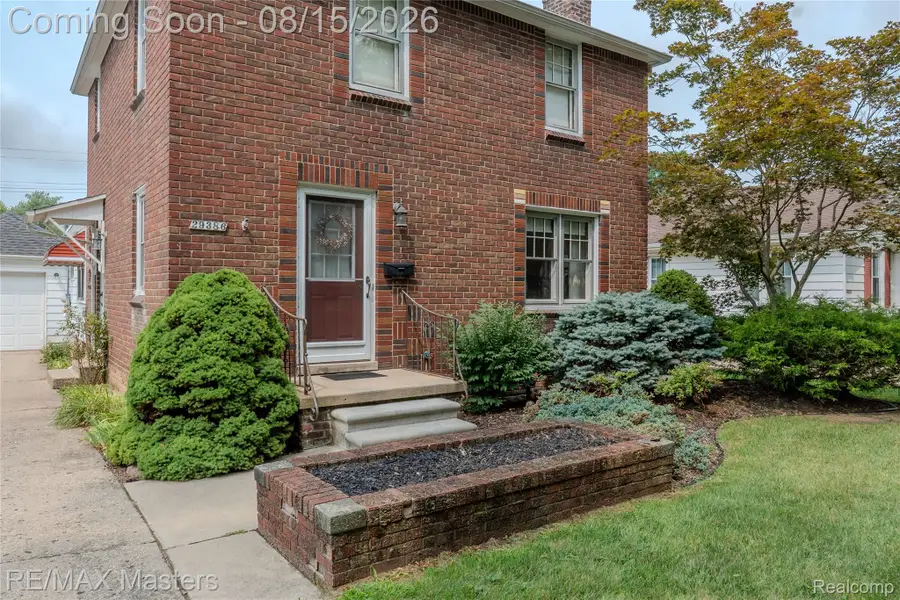 29386 Walnut Street, Flat Rock, MI 48134 - #3