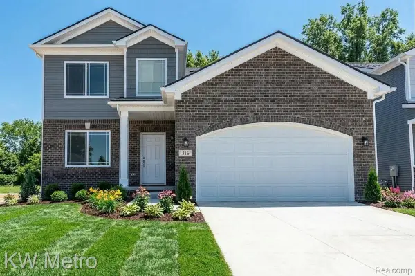34608 John Bartley Circle, SterlingHeights, MI 48310