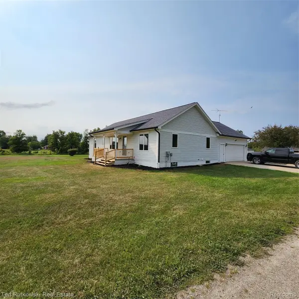 12350 Masters Road, Riley, MI 48041