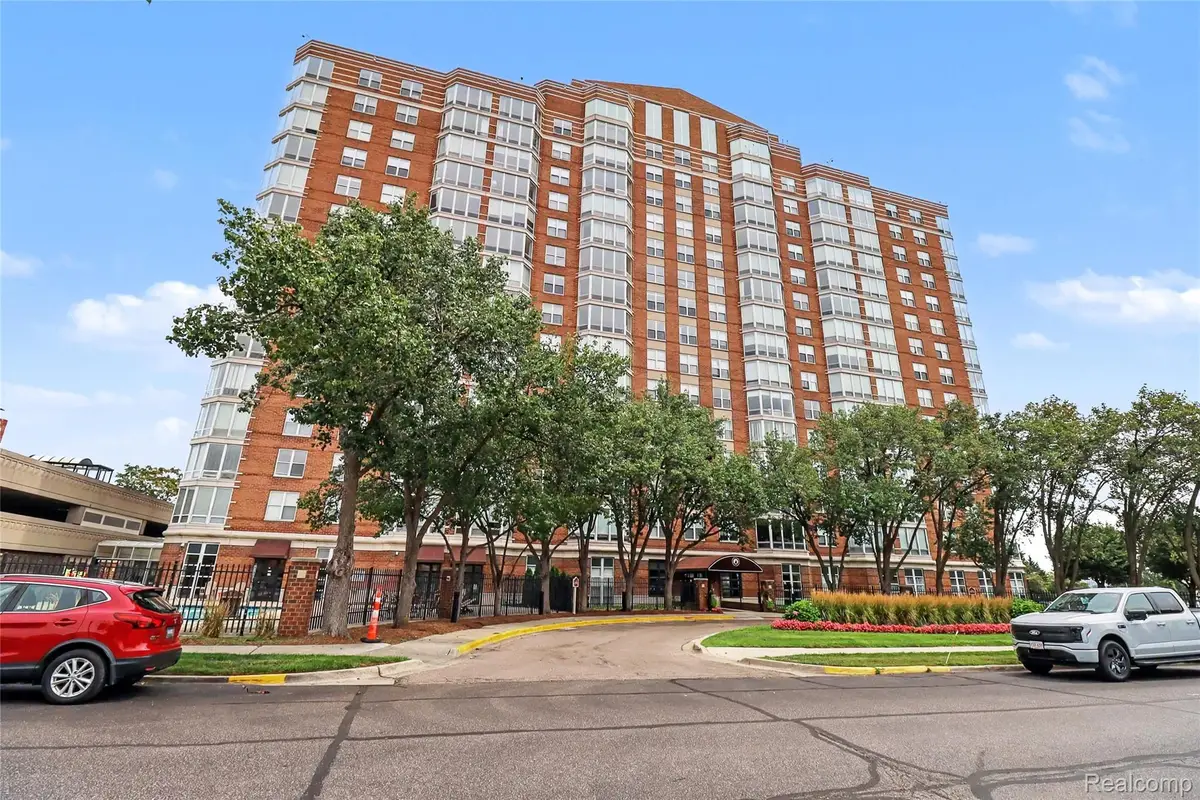250 E Harbortown Drive #1104, Detroit, MI 48207 - #1
