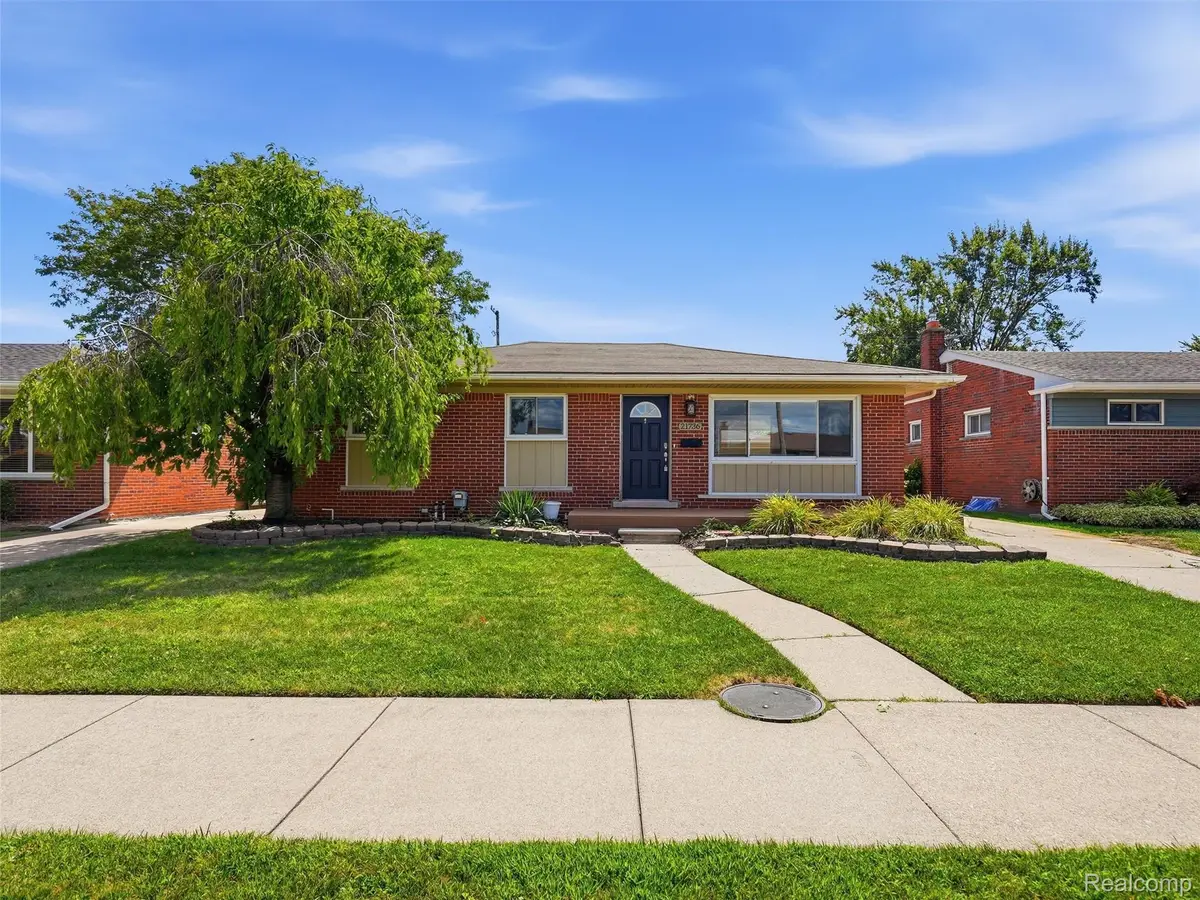 21736 Timberidge Street, Saint Clair Shores, MI 48082 - #1