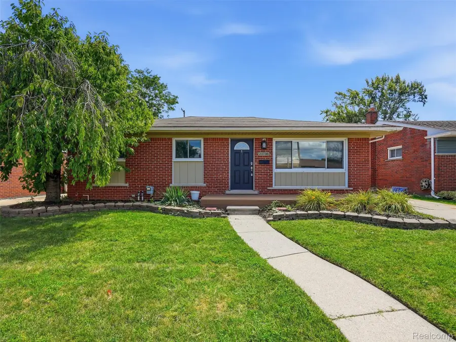 21736 Timberidge Street, Saint Clair Shores, MI 48082 - #2