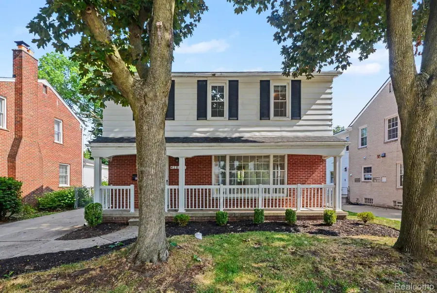 1043 Claremont Street, Dearborn, MI 48124 - #3