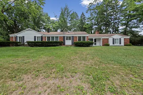 791 Robinhood Circle, BloomfieldHills, MI 48304