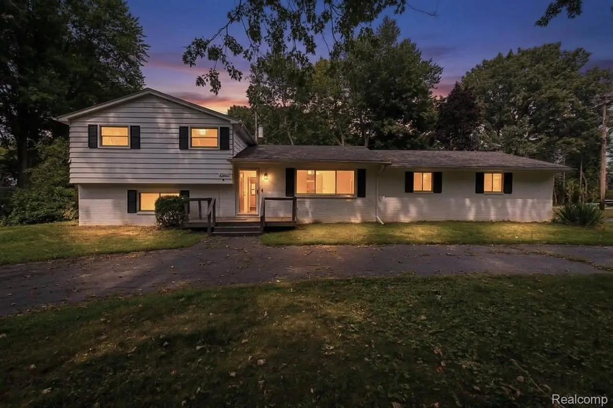 2720 Merelus Drive, Waterford, MI 48329 - #1