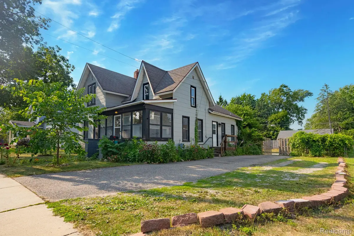 204 Oakland Street, Holly, MI 48442 - #1