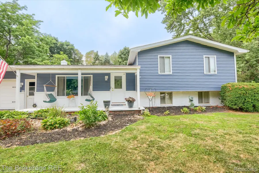 2127 Holly Tree Drive, Davison, MI 48423 - #3