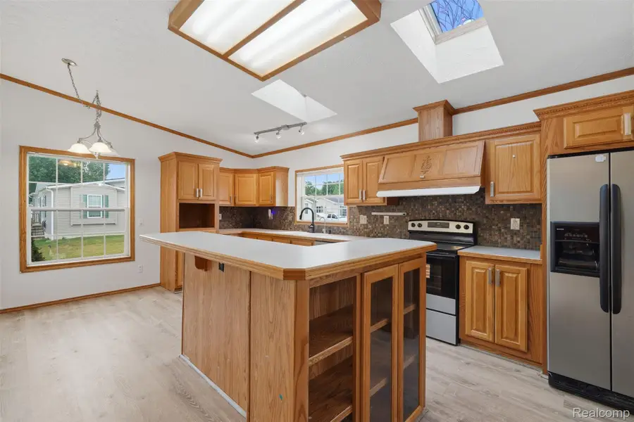 2524 Shakespeare Lane, Northville, MI 48167 - #3