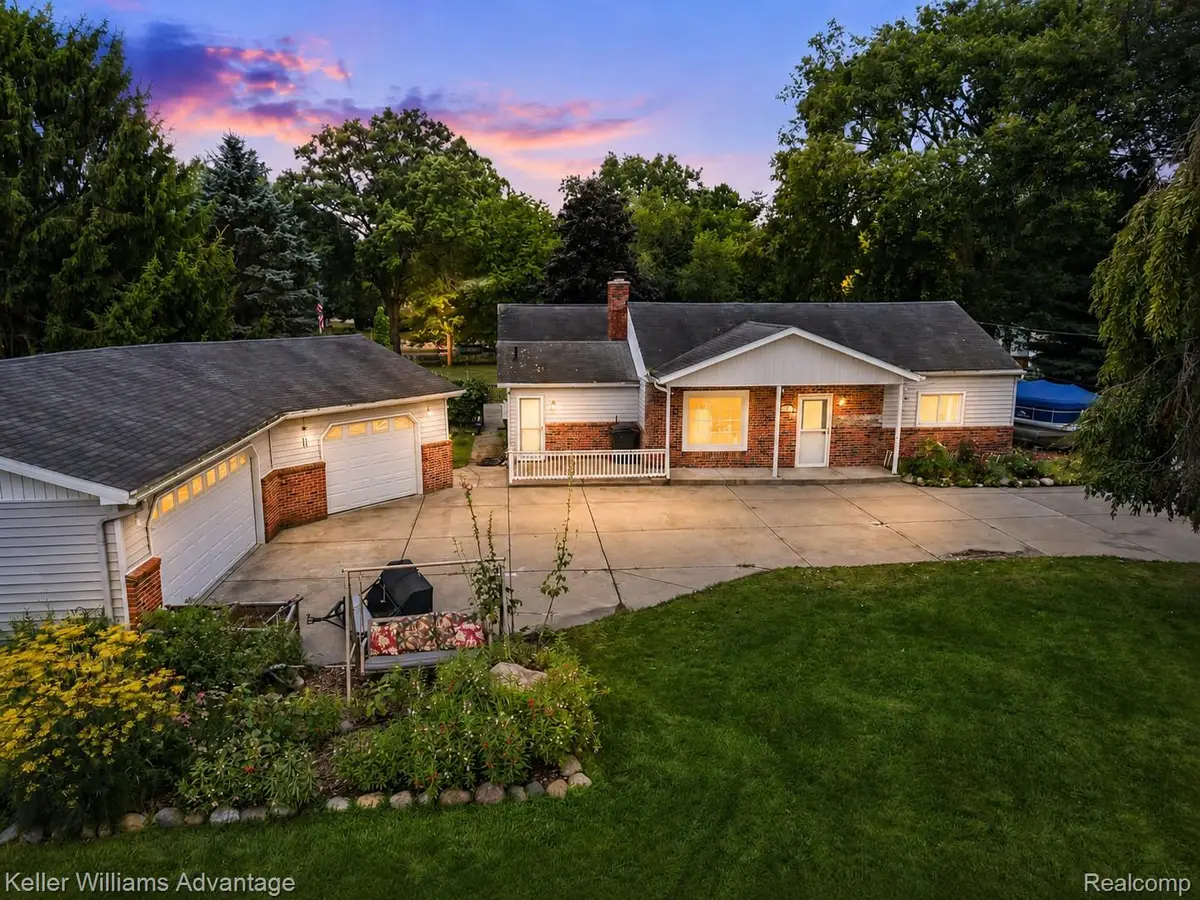 701 Artdale Drive, White Lake, MI 48383 - #1