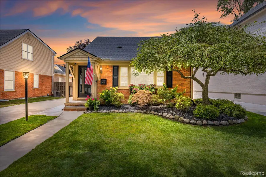 357 Sunset Street, Plymouth, MI 48170 - #3