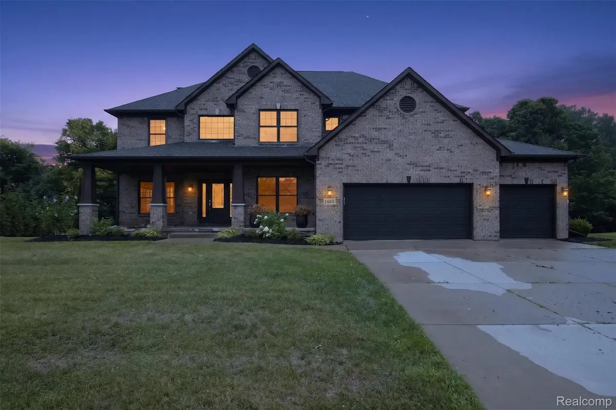 1465 Whispering Maples, Pittsfield, MI 48108 - #1