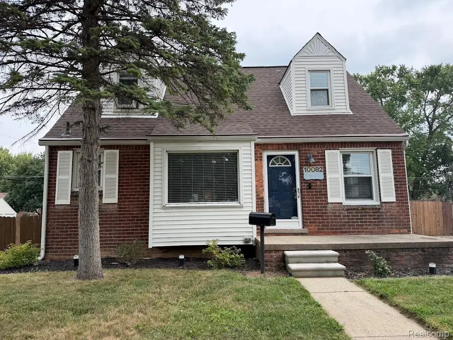 10082 Cardwell Street, Livonia, MI 48150 - #2