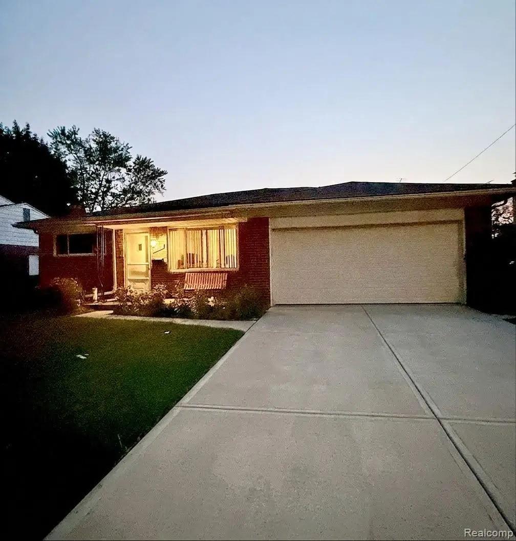 29641 Walker Drive, Warren, MI 48092 - #1