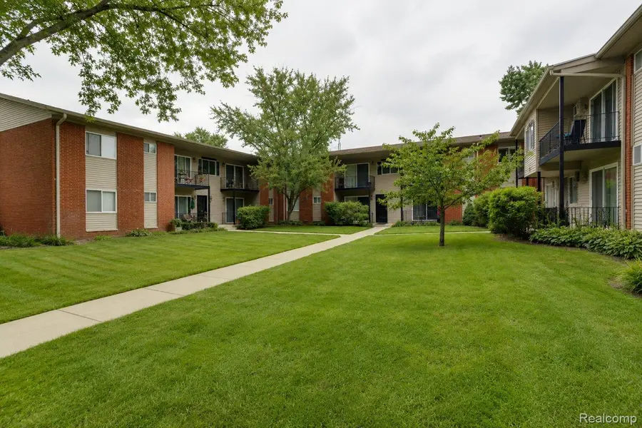 4009 Benjamin Avenue, Royal Oak, MI 48073 - #2