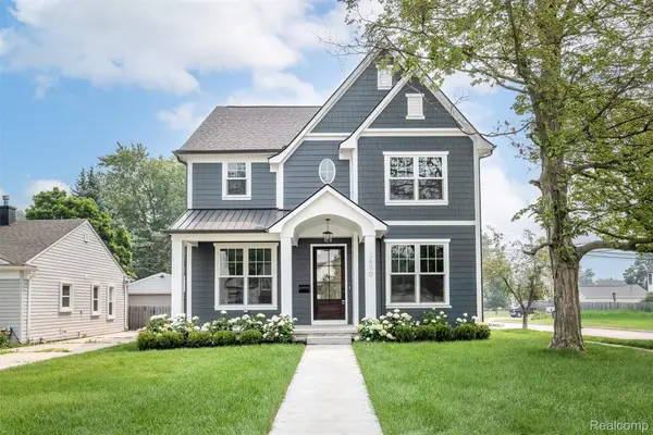 3800 Linwood Avenue, RoyalOak, MI 48073