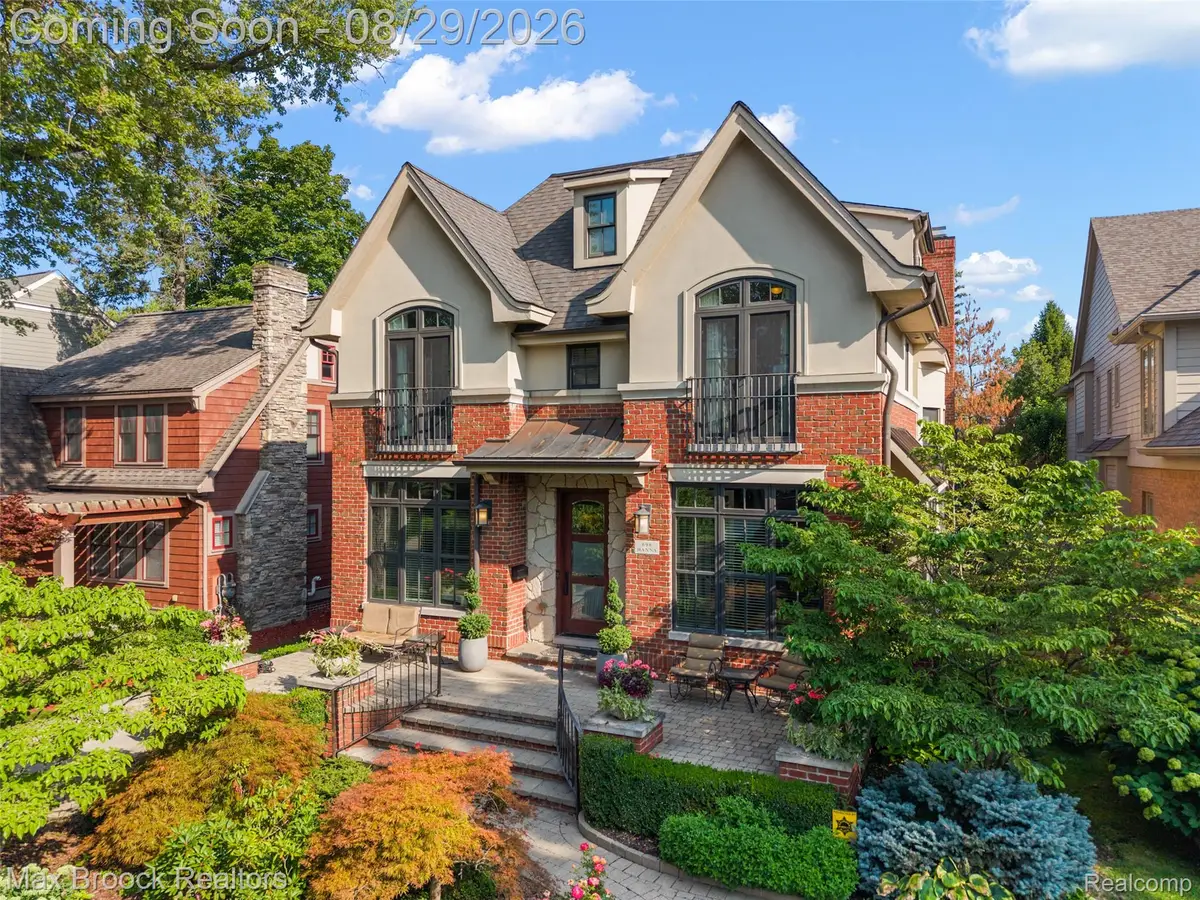 698 Hanna Street, Birmingham, MI 48009 - #1