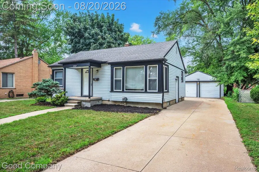 23201 Manistee Street, Oak Park, MI 48237 - #2