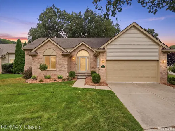 41638 Hidden Oaks Court #30, Plymouth, MI 48170