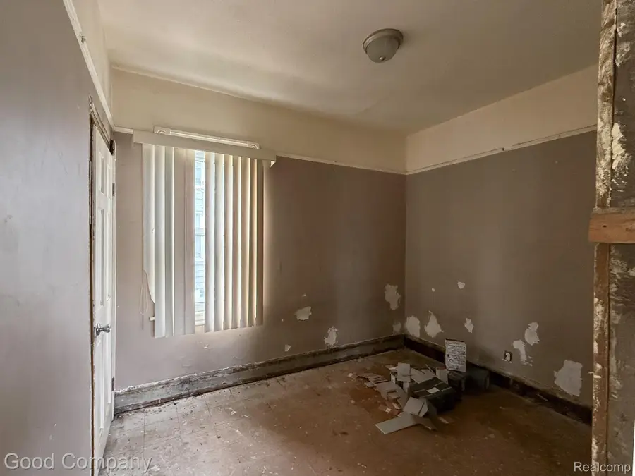 30 Beyne Street, Mount Clemens, MI 48043 - #3