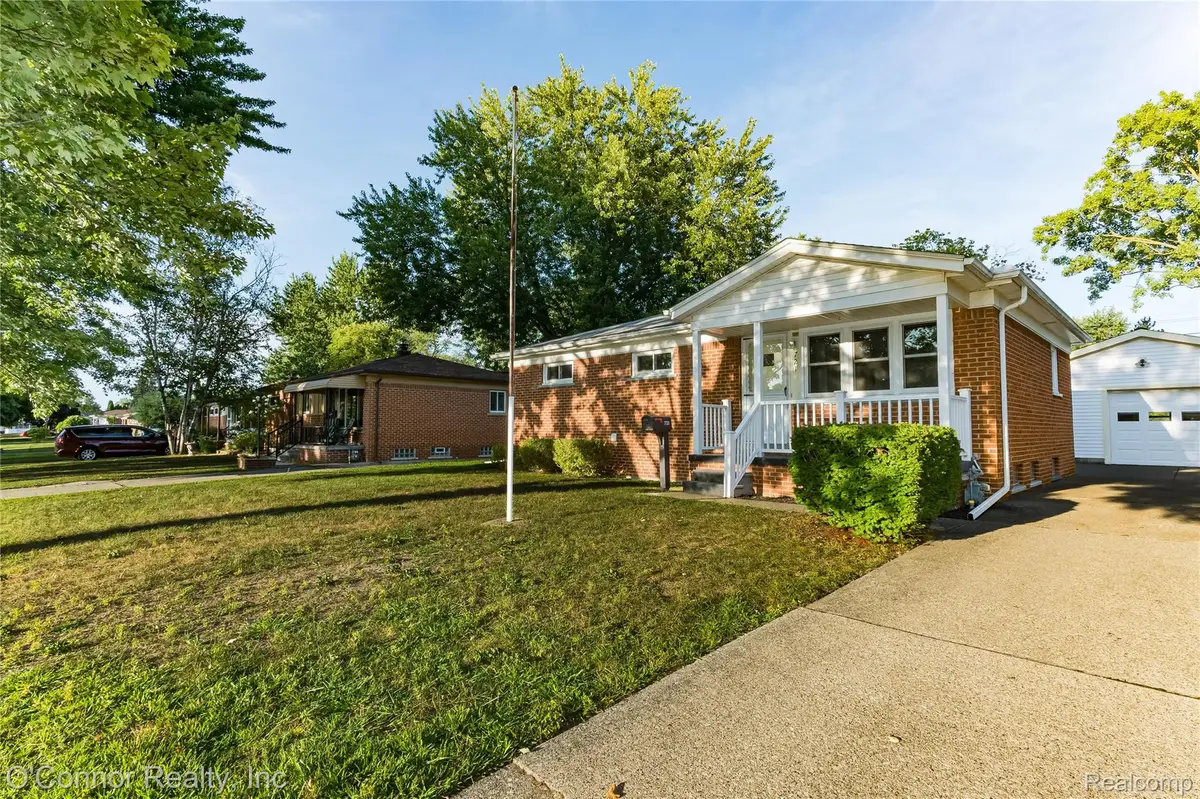721 Carolina Avenue, Marysville, MI 48040 - #1