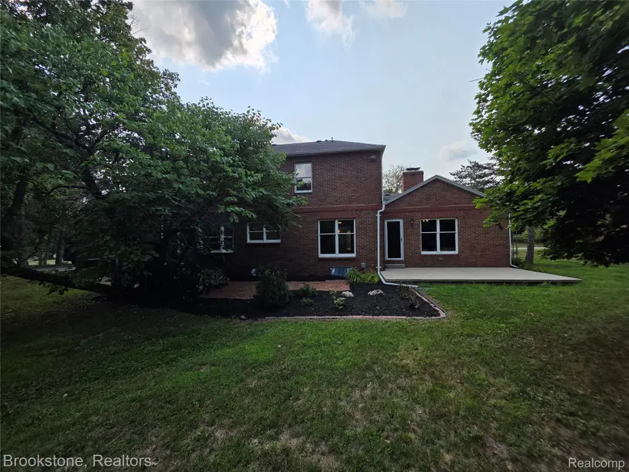 1210 Springborrow Drive, Flint, MI 48532 - #3