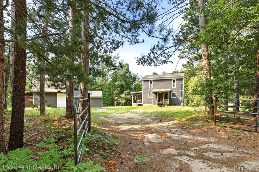 1738 E Pioneer Road, Roscommon, MI 48653 - #3