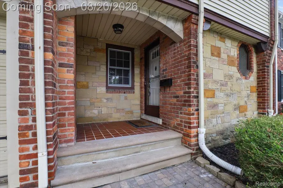 429 Moran Road, Grosse Pointe Farms, MI 48236 - #2