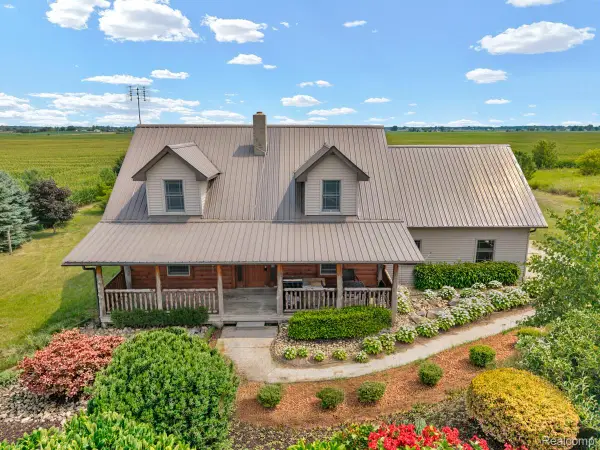 7252 Gosline Road, BrownCity, MI 48416