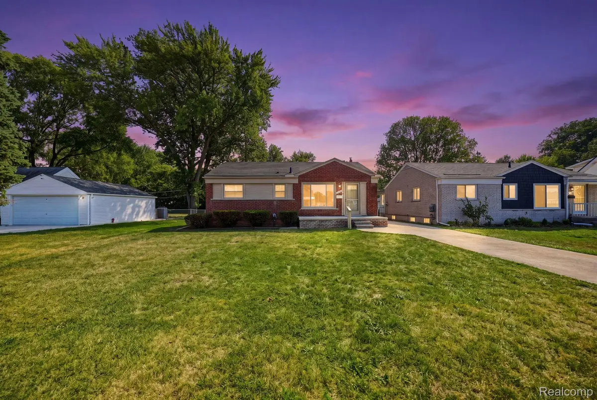 22030 Lanse Street, Saint Clair Shores, MI 48081 - #1
