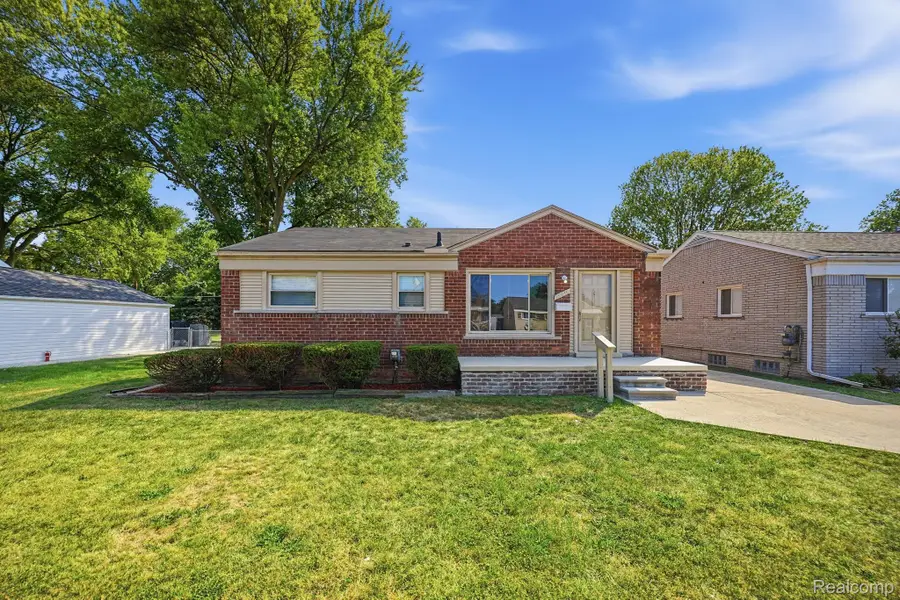 22030 Lanse Street, Saint Clair Shores, MI 48081 - #3