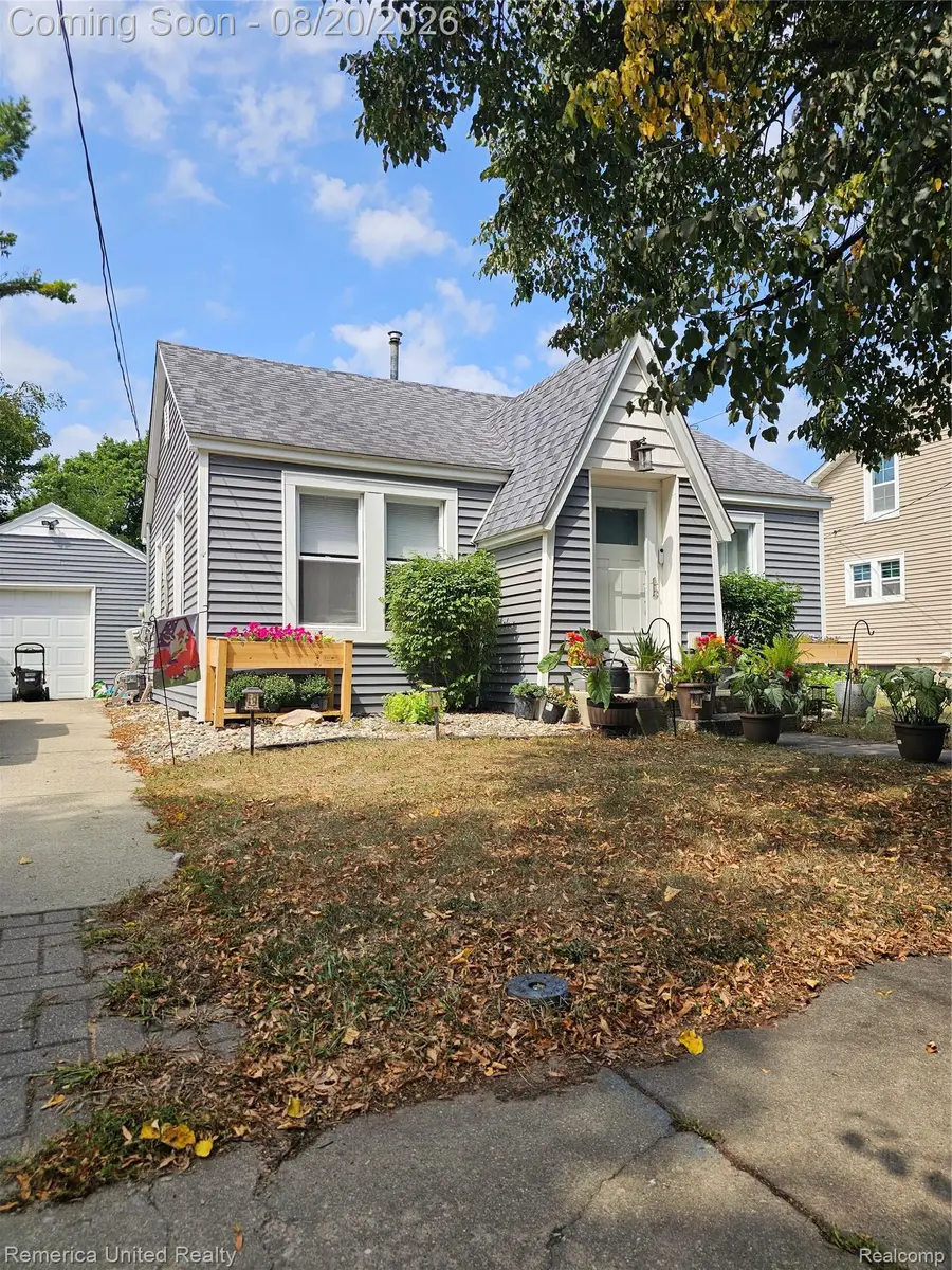 1608 S Lincoln Street, Bay City, MI 48708 - #2