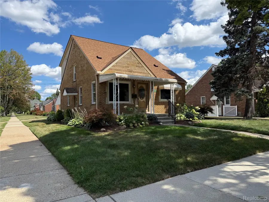 1407 Nowlin Street, Dearborn, MI 48124 - #2