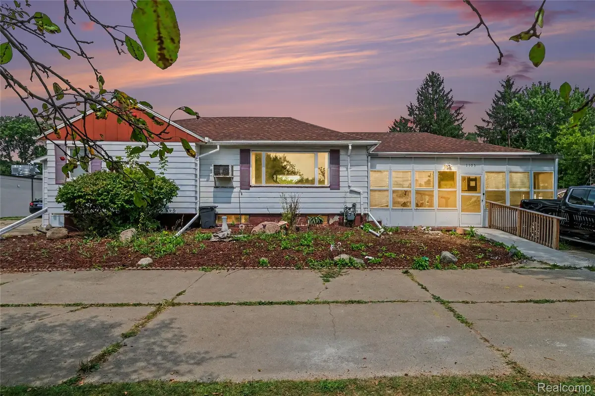 1103 E Bristol Road, Burton, MI 48529 - #1