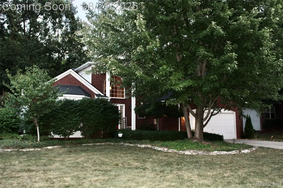 5311 Sandalwood Court, Grand Blanc, MI 48439 - #1