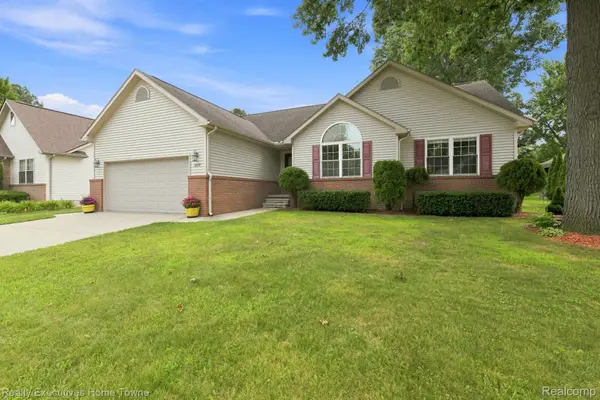 3799 Arlington Avenue, FortGratiot, MI 48059