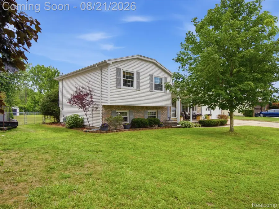 815 Montana Street, Marysville, MI 48040 - #2