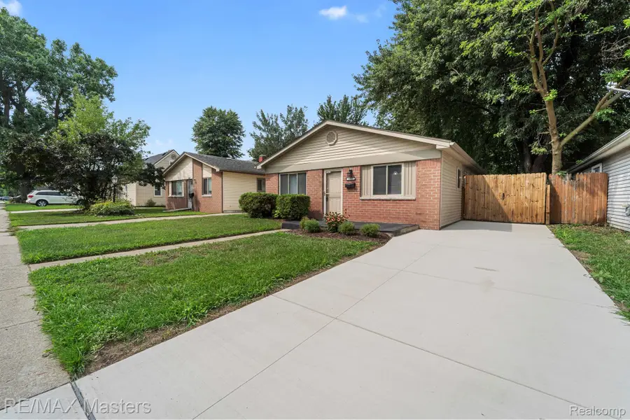 6880 Janet Street, Taylor, MI 48180 - #2