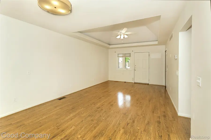 29684 Olympia Court, Farmington Hills, MI 48336 - #3